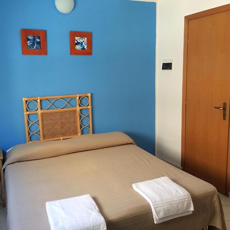 Hotel Il Triangolo Agnone Bagni Exterior photo